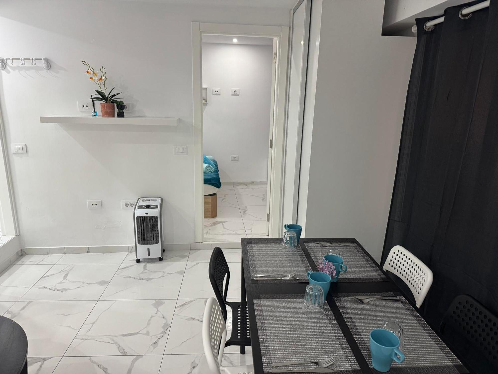 Heart Of Los Cristianos Modern Apartment Close To The Sea In Tenerife 外观 照片